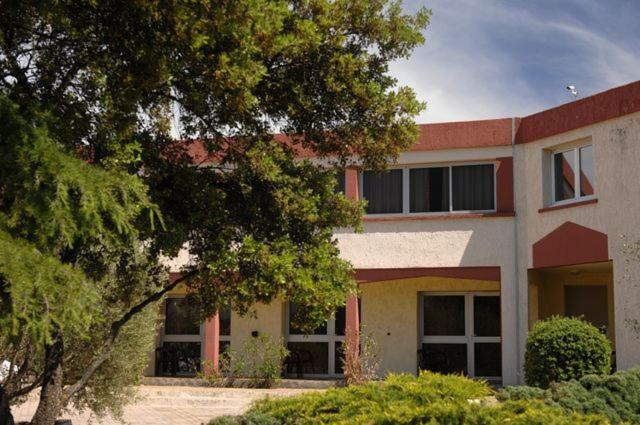 Hotel Le Lagon Rochefort-du-Gard Dış mekan fotoğraf